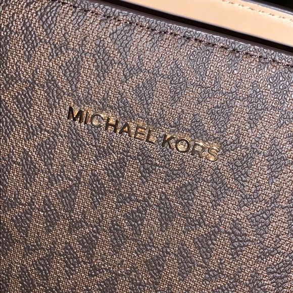 Michael Kors Purse - Picture 2 of 5